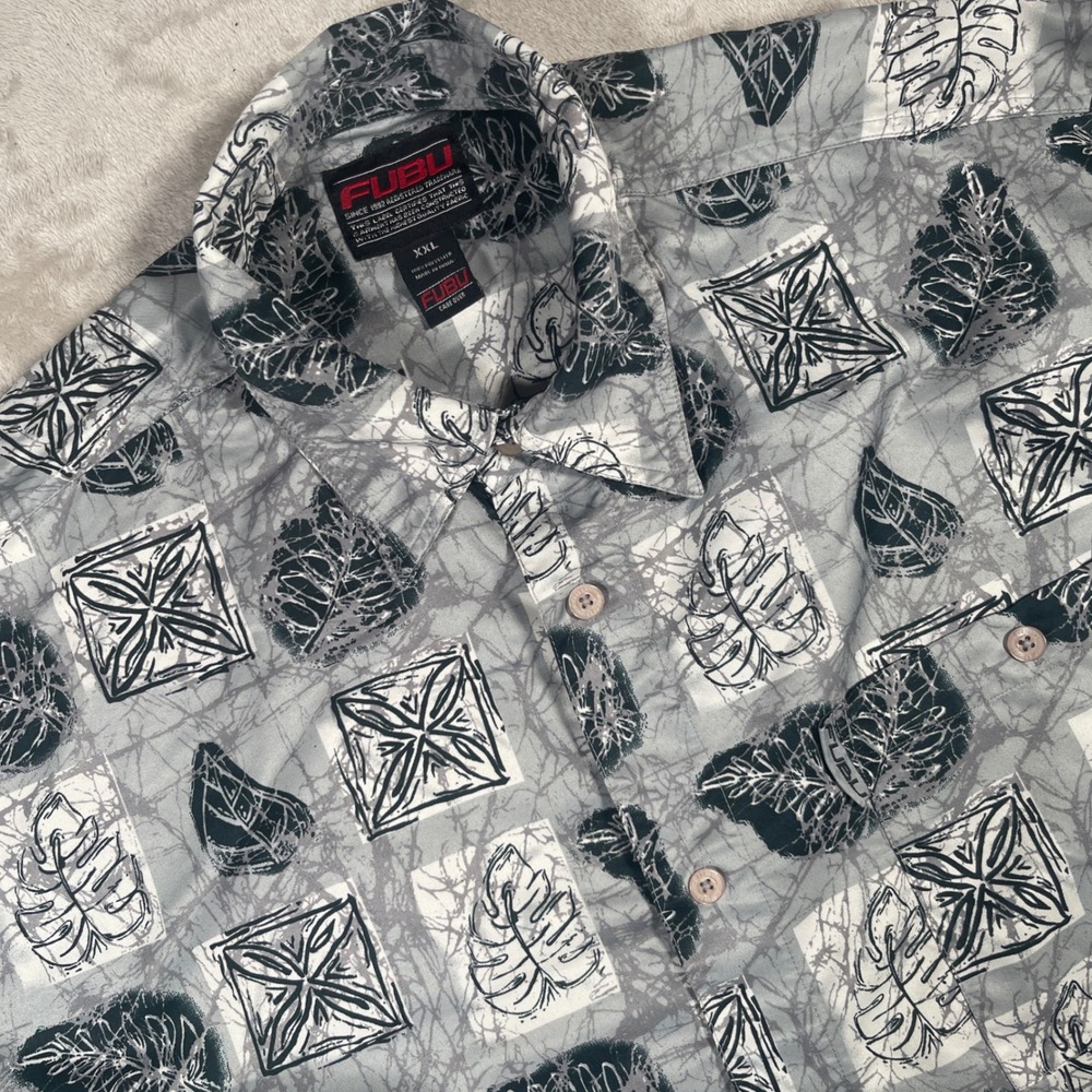 FUBU Button Down Shirt Tropical Batik‎ Leaf Print Mens XXL Gray Short Sleeve